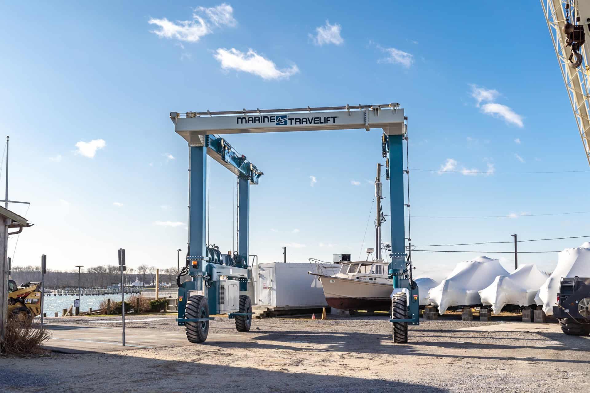 marine travel lift sturgeon bay